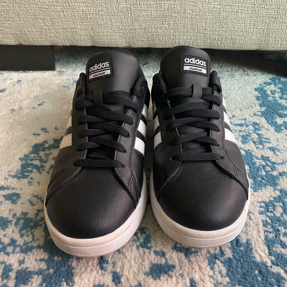 Black Adidas Cloudform